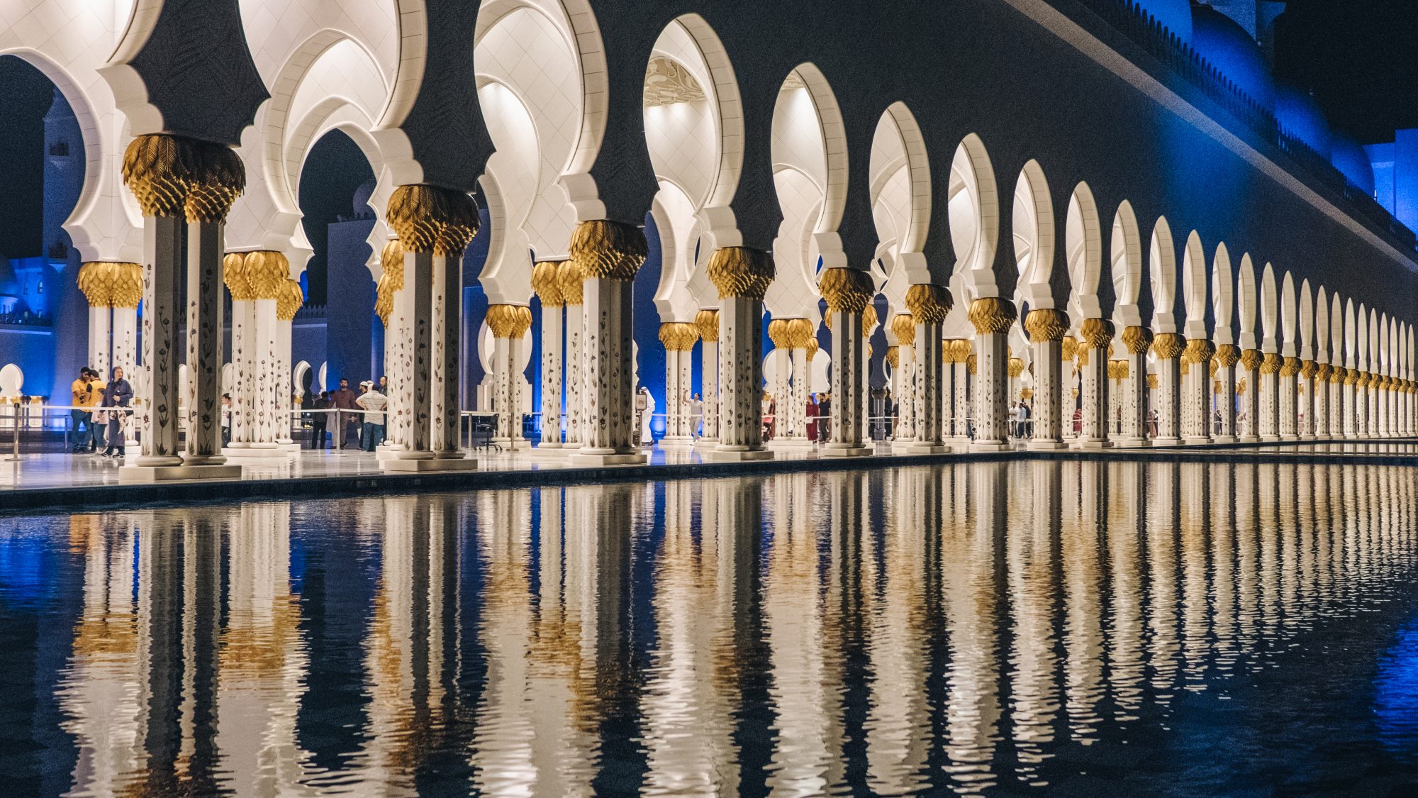 Reflexion de la mosquée la Mosquée Cheikh Zayed - Abu Dhabi