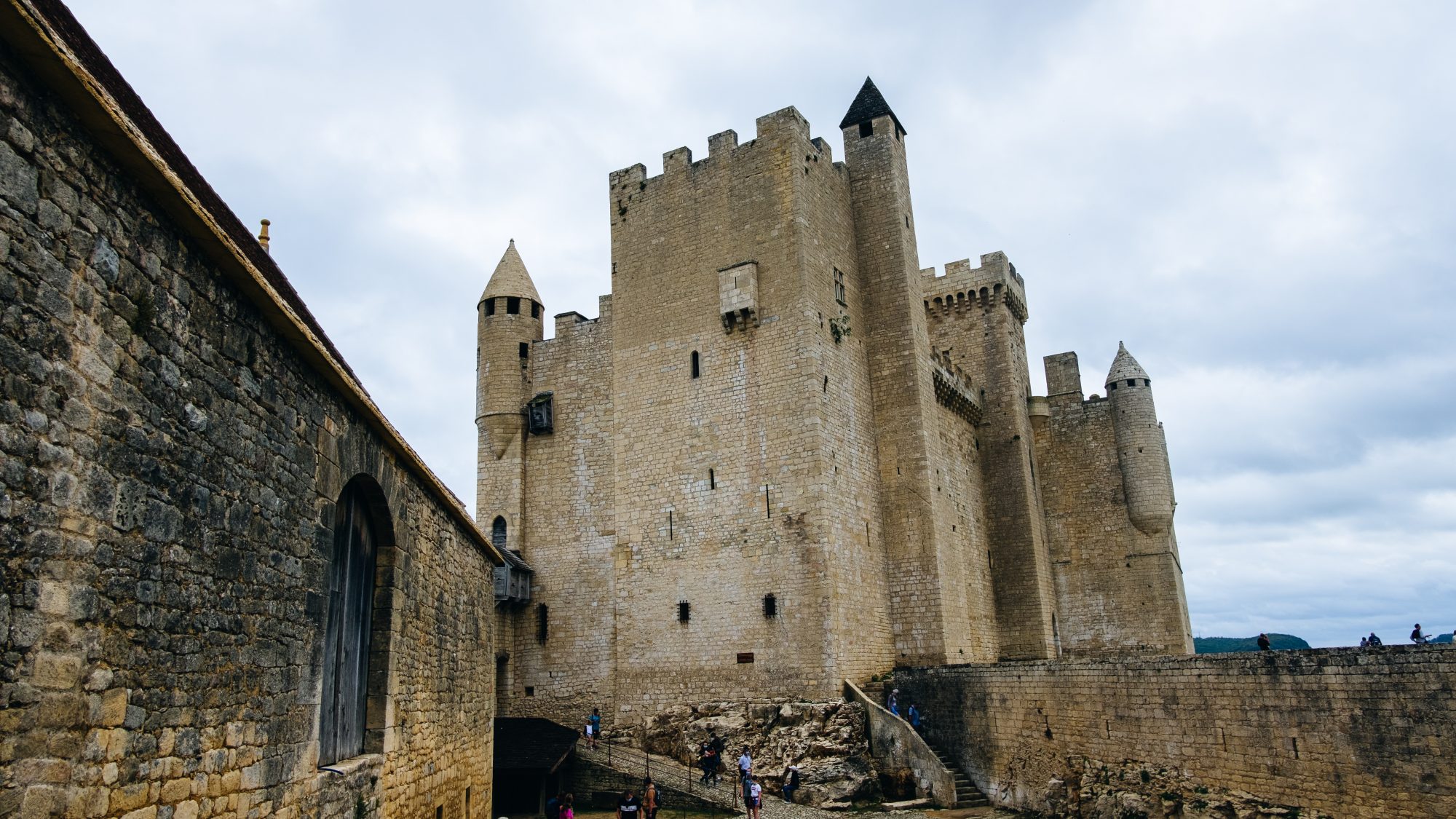 le chateau de beynac : une visite incontournable quand on visite la Dordogne en 2 jours