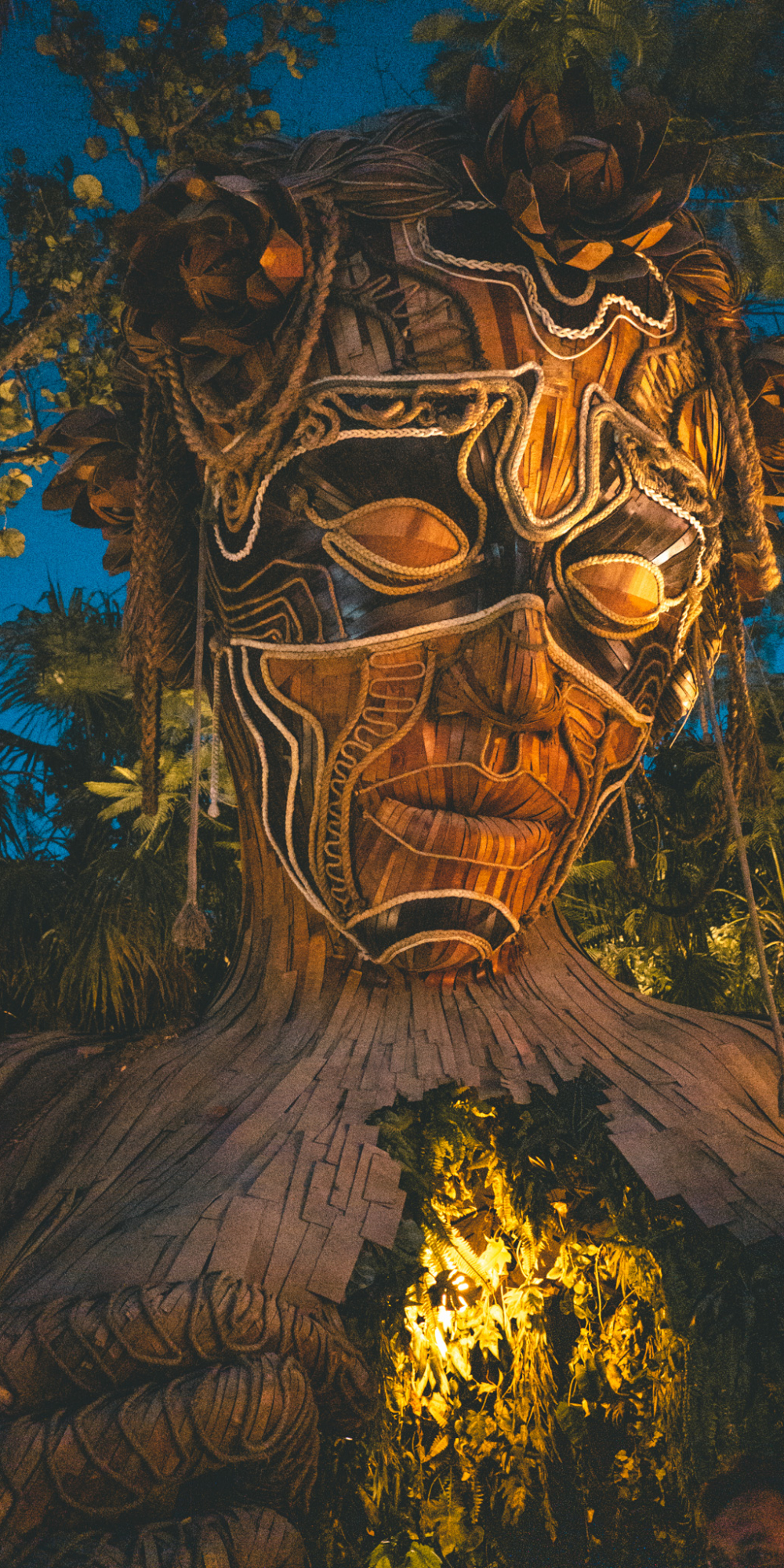 Sculpture sur le strip de Tulum