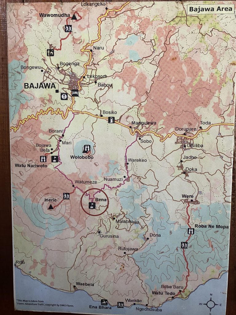 carte du trek de bajawa reliant les villages traditionnels à Flores