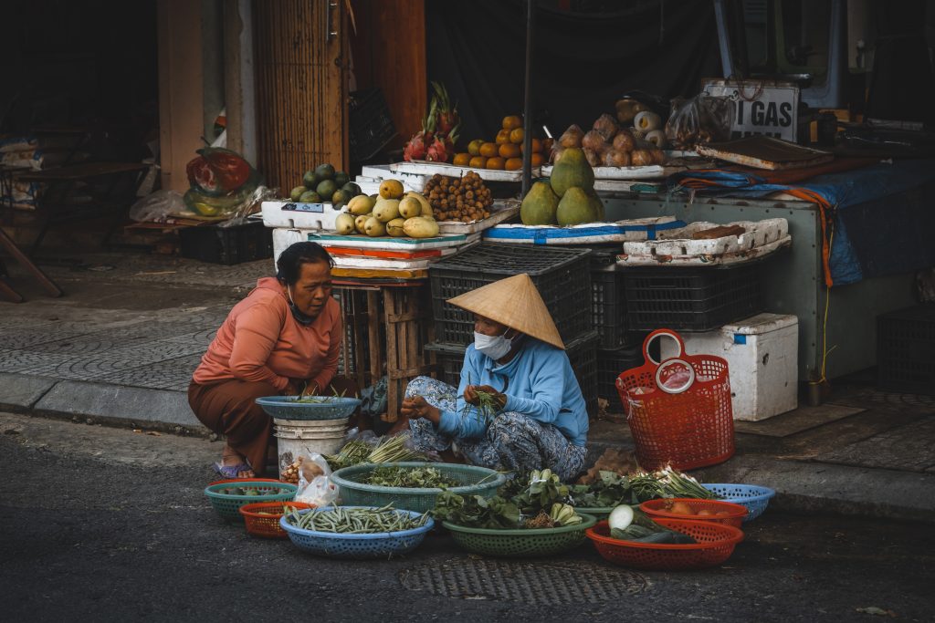 vendeuse de rue vietnam