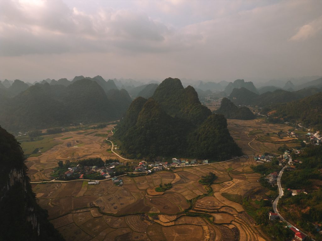 vallee campagne cao bang vietnam en drone